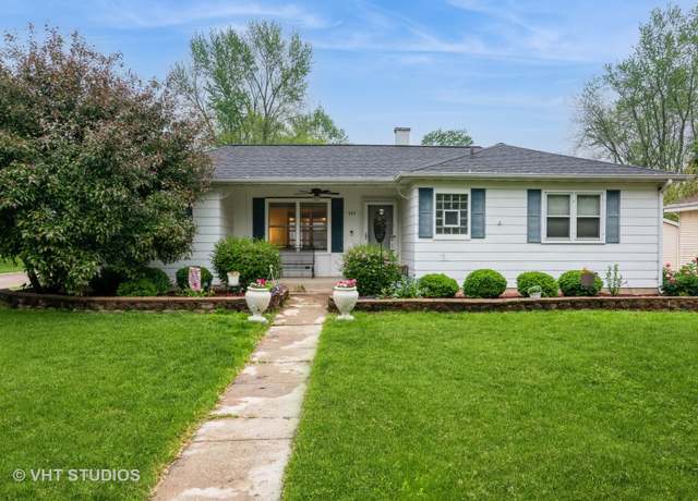 Property at 224 Howard Ave, East Dundee, IL 60118, 2 beds, 2 baths