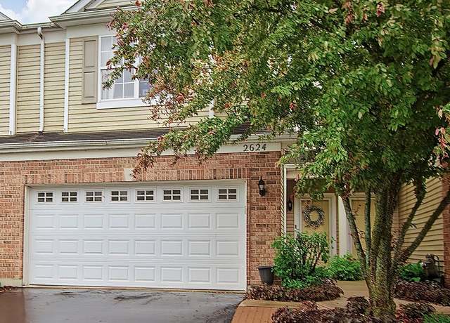 Property at 2624 Evergreen Cir, Mchenry, IL 60050, 2 beds, 1.5 baths