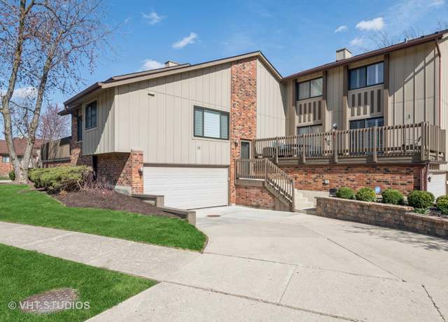 Property at 14 Portwine Rd, Willowbrook, IL 60527, 2 beds, 3 baths