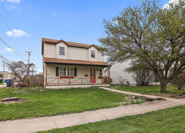 Property at 1320 S 3rd Ave, Kankakee, IL 60901, 3 beds, 1.5 baths