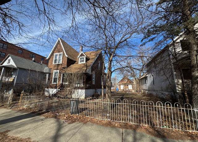 Property at 20 E 117th Pl, Chicago, IL 60628, 4 beds, 1.5 baths