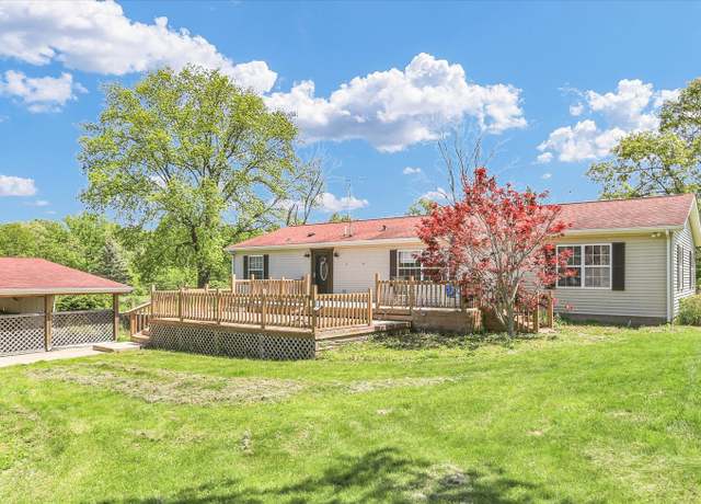 Property at 2179 E County Road 275n, Hindsboro, IL 61930, 3 beds, 2 baths