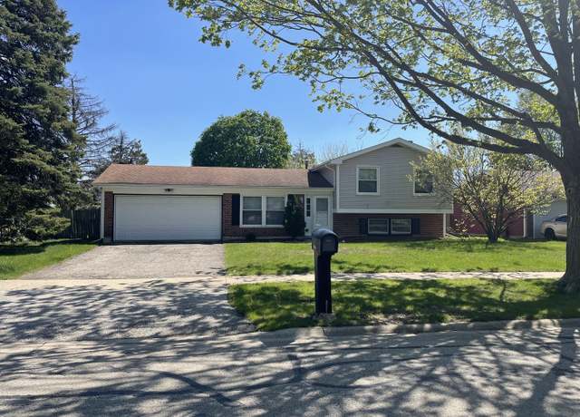 Property at 235 Lexington Dr, Bolingbrook, IL 60440, 3 beds, 2.5 baths