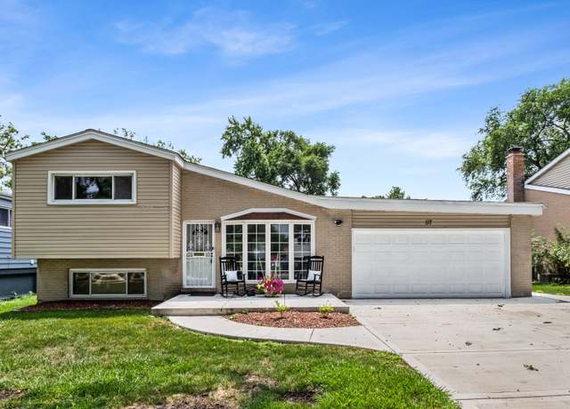 Property at 117 E Vermont St, Villa Park, IL 60181, 4 beds, 2.5 baths