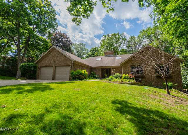 Property at 455 Eton Dr, North Barrington, IL 60010, 4 beds, 3.5 baths