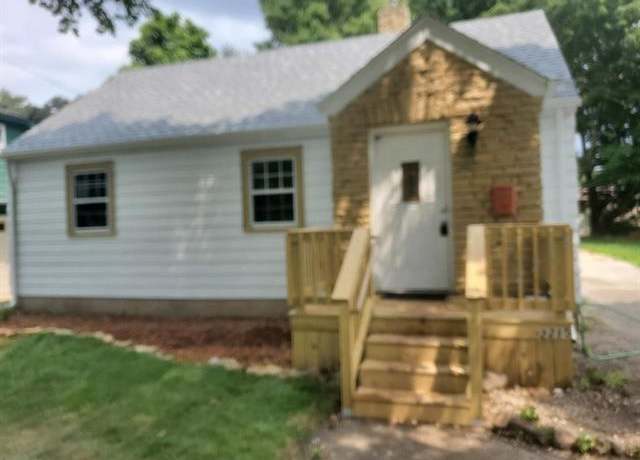 Property at 2215 Tacoma Ave, Rockford, IL 61103, 4 beds, 2 baths