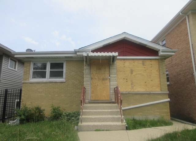 Property at 2311 N Natchez Ave, Chicago, IL 60707, 3 beds, 2 baths