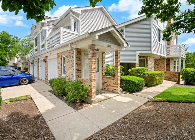 Property at 1213 Ranchview Ct, Buffalo Grove, IL 60089, 2 beds, 2 baths