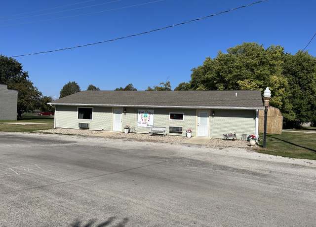 Property at 105 Market St, Sidell, IL 61876