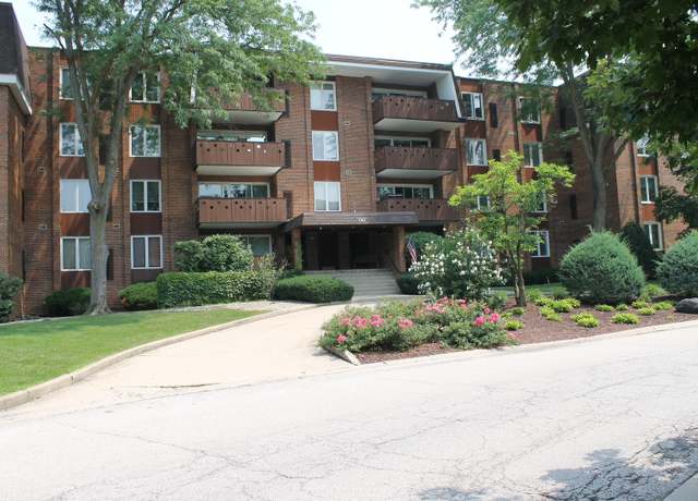 Property at 121 S Spruce Ave #308, Wood Dale, IL 60191, 2 beds, 2 baths