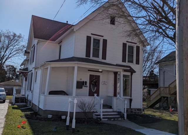 Property at 321 Jefferson St, Algonquin, IL 60102