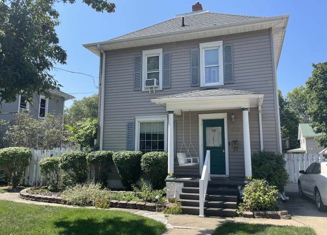 Property at 1513 4th Ave, Sterling, IL 61081, 3 beds, 2.5 baths