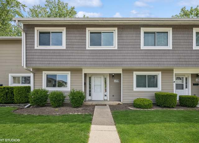 Property at 1130 Sandpiper Ct, Bartlett, IL 60103, 3 beds, 2.5 baths
