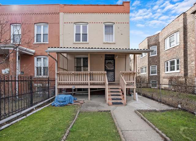 Property at 2336 S Lawndale Ave, Chicago, IL 60623, 5 beds, 2.5 baths