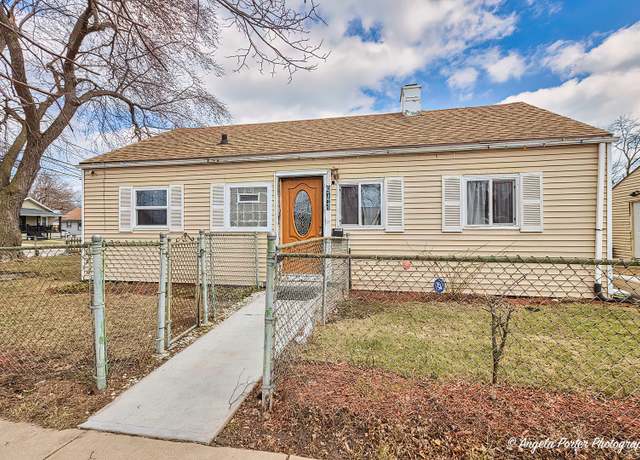 Property at 941 N Butrick St, Waukegan, IL 60085, 3 beds, 1 bath