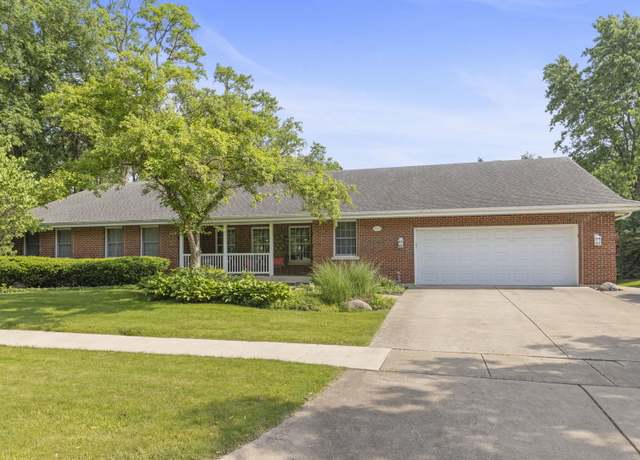 Property at 1527 62nd St, Downers Grove, IL 60516, 4 beds, 3.5 baths