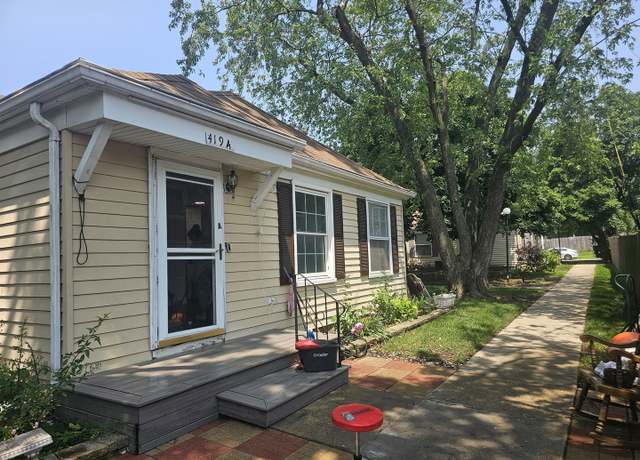 Property at 419 Sidney Ave Unit A, Glendale Heights, IL 60139, 2 beds, 1 bath