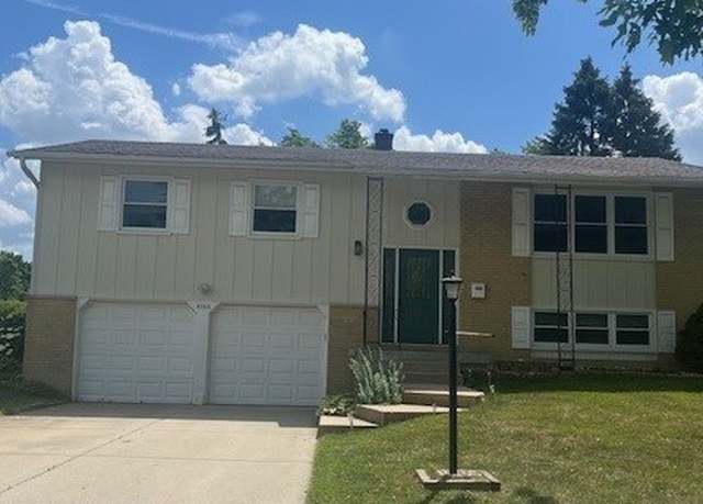 Property at 4165 Winston Dr, Hoffman Estates, IL 60192, 4 beds, 2.5 baths