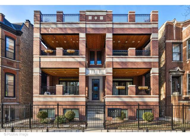 Property at 1308 W Addison St Unit 2E, Chicago, IL 60613, 2 beds, 2 baths