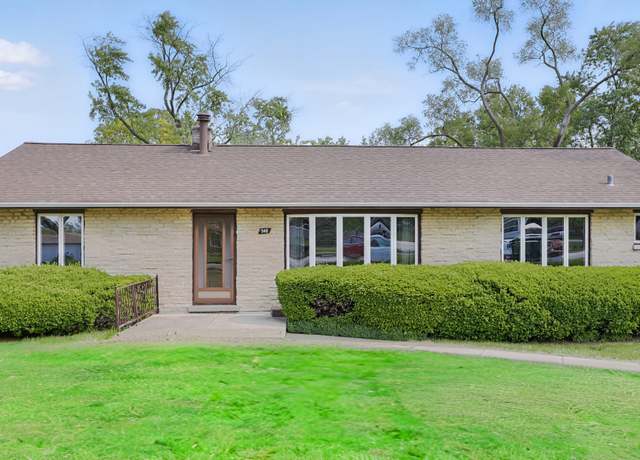 Property at 540 W Madison St, Lombard, IL 60148, 3 beds, 2 baths