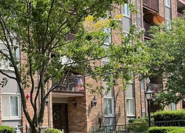 Property at 825 Pearson St Unit 3F, Des Plaines, IL 60016, 1 bed, 1 bath