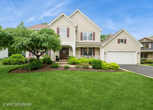 Property at 802 Autumn Hl, West Dundee, IL 60118, 4 beds, 3.5 baths