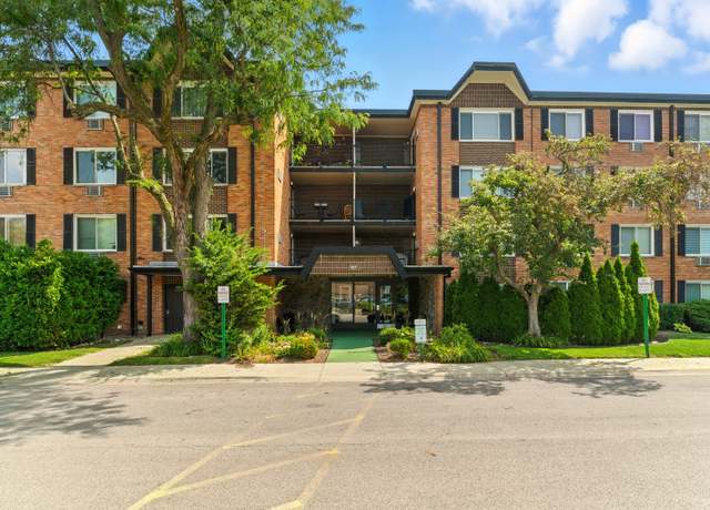 Property at 1207 S Old Wilke Rd #303, Arlington Heights, IL 60005, 1 bed, 1 bath