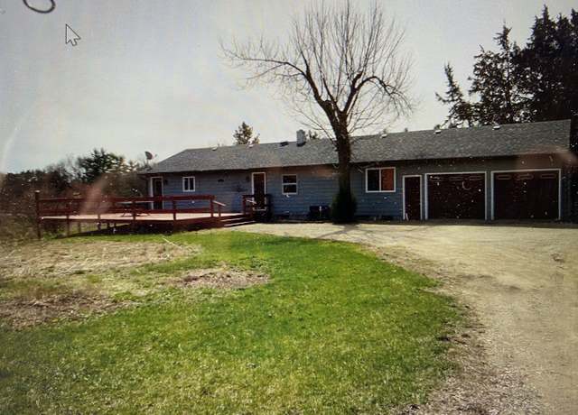 Property at 8206 Bull Valley Rd, Bull Valley, IL 60098, 3 beds, 1 bath