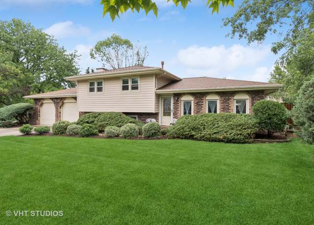 Property at 253 Waxwing Ave, Naperville, IL 60565, 3 beds, 2 baths
