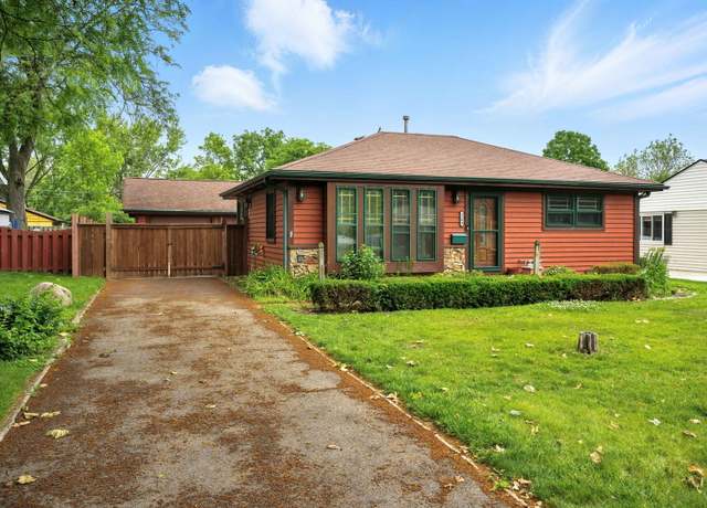 Property at 3504 Bobolink Ln, Rolling Meadows, IL 60008, 2 beds, 1 bath
