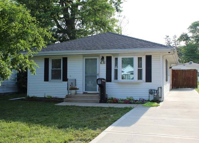 Property at 631 Central Ave, Joliet, IL 60436, 3 beds, 1 bath