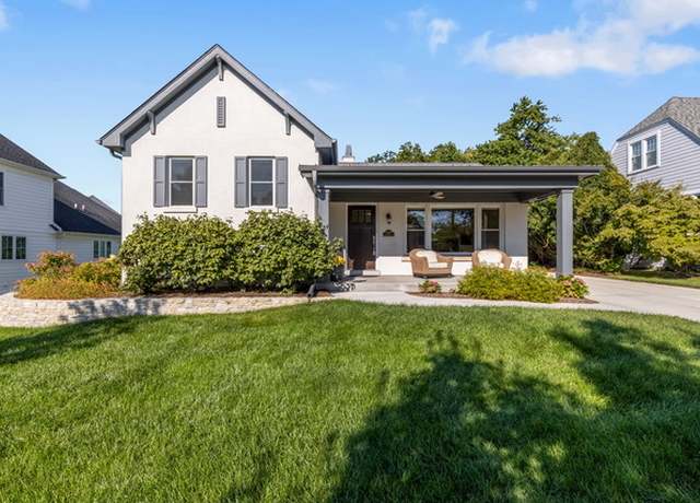 Property at 5726 Carpenter St, Downers Grove, IL 60516, 3 beds, 2 baths