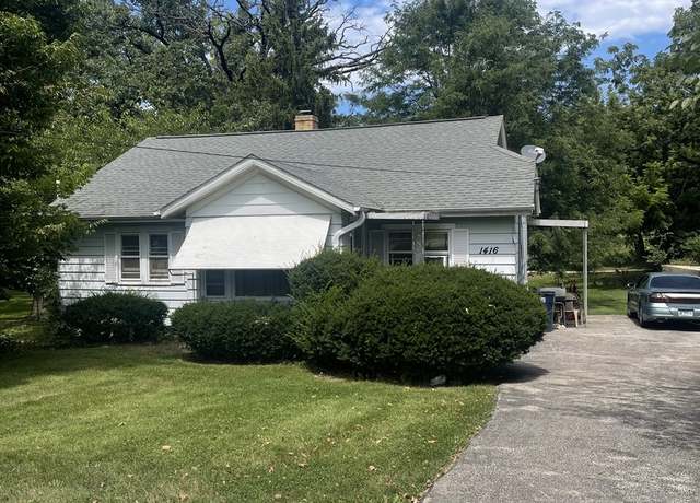 Property at 1416 Harlan Ave, Elgin, IL 60123, 2 beds, 1 bath