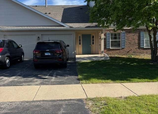 Property at 1286 N Red Oak Cir #4, Round Lake Beach, IL 60073, 2 beds, 2 baths