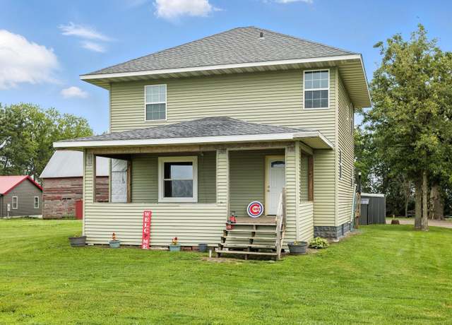 Property at 884 E 1200n Rd, Melvin, IL 60952, 3 beds, 1.5 baths