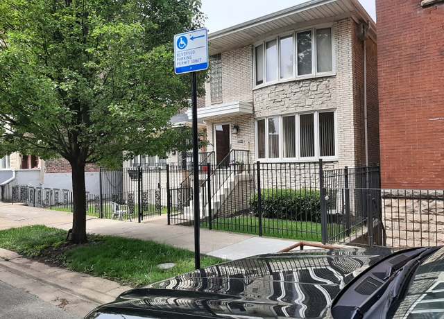 Property at 2716 S Wells St, Chicago, IL 60616, 6 beds, 4 baths