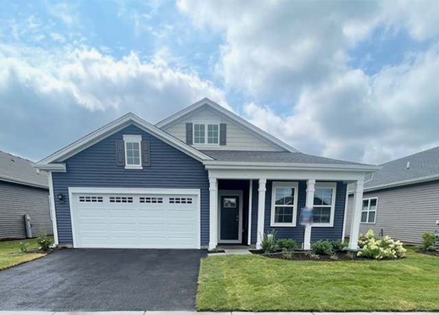 Property at 879 Mesa Ln, Pingree Grove, IL 60140, 3 beds, 2 baths