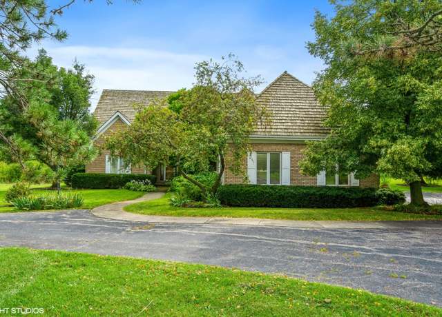 Property at 6248 Pinetree Dr, Long Grove, IL 60047, 4 beds, 5.5 baths