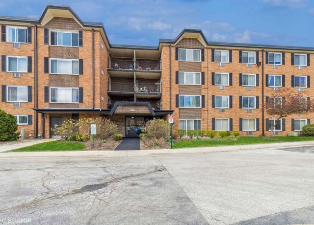 Property at 1106 S New Wilke Rd #401, Arlington Heights, IL 60005, 2 beds, 2 baths