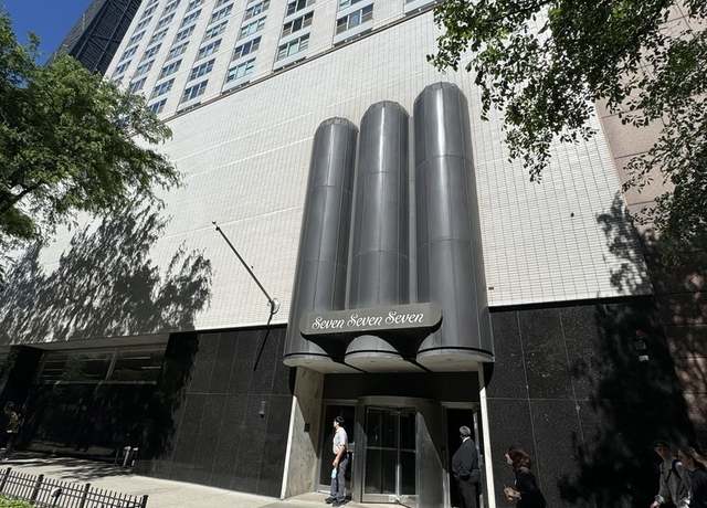 Property at 777 N Michigan Ave #2104, Chicago, IL 60611, 1 bath