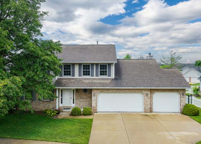Property at 807 Eddy Rd, Bloomington, IL 61704, 3 beds, 2.5 baths