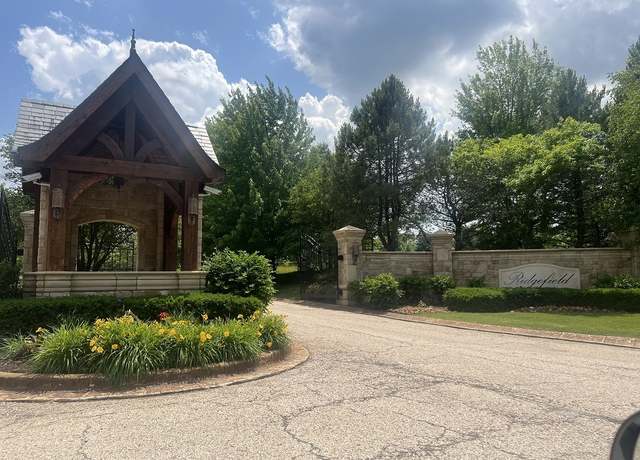 Property at 18N647 Ridgefield Blvd, Huntley, IL 60142