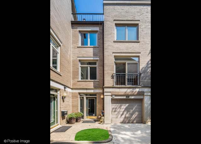 Property at 2722 N Southport Ave Unit A, Chicago, IL 60614, 4 beds, 3 baths