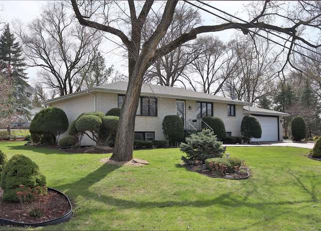 Property at 15710 113th Ct, Orland Park, IL 60467, 3 beds, 1.5 baths
