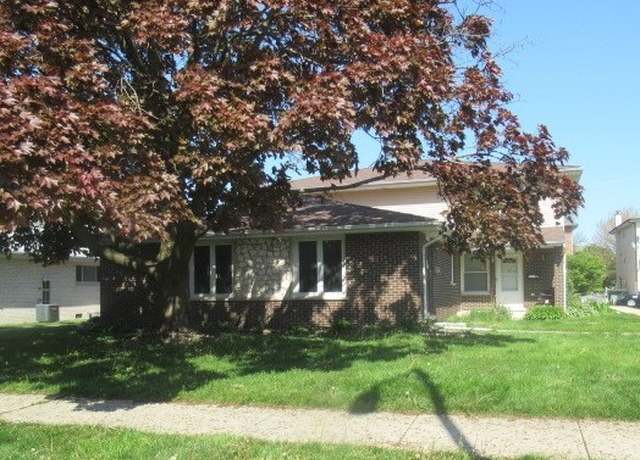 Property at 10429 Austin Ave Unit A, Oak Lawn, IL 60453, 2 beds, 1 bath