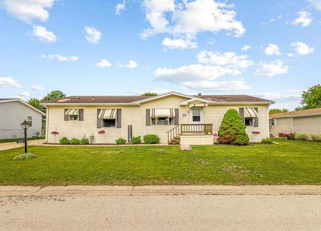 Property at 8686 Dutch Elm Ct, Roscoe, IL 61073, 3 beds, 2 baths