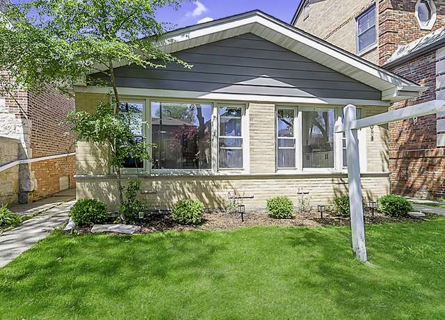 Property at 5848 N Drake Ave, Chicago, IL 60659, 3 beds, 2 baths