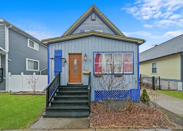 Property at 1219 Cuyler Ave, Berwyn, IL 60402, 4 beds, 2.5 baths
