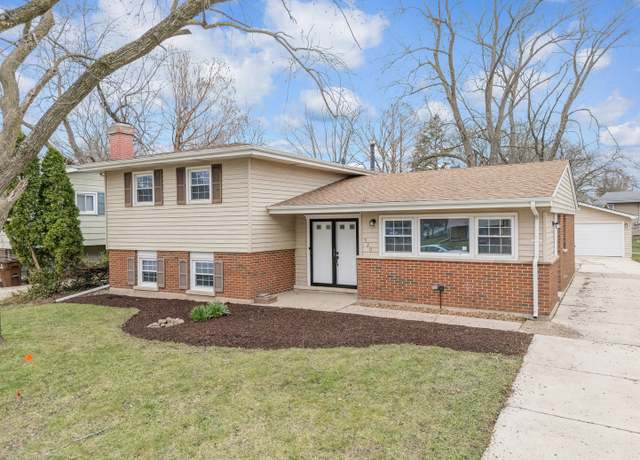 Property at 520 Antietam St, Park Forest, IL 60466, 3 beds, 3 baths