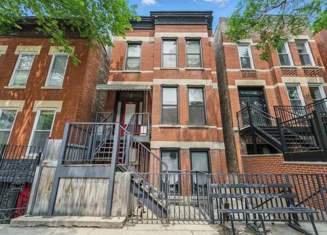 Property at 1448 W Taylor St, Chicago, IL 60607, 6 beds, 3 baths
